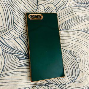 🚨4/$10🚨 NWT Etsy iPhone 7+ Electroplated Square Case in Hunter Green